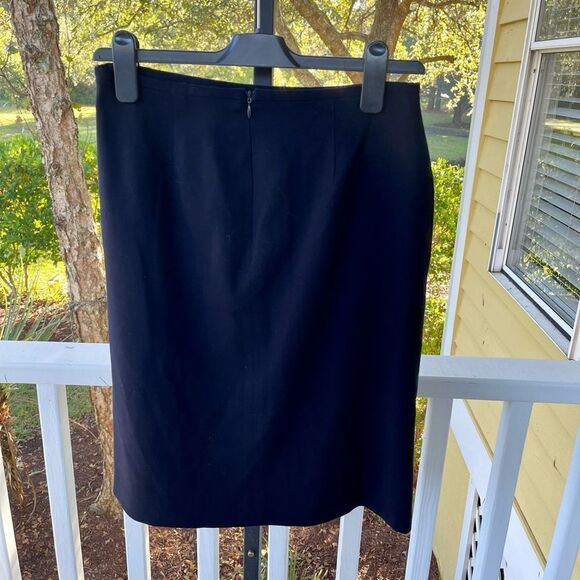 Giorgio Armani Black Pencil Suit Skirt - Picture 2 of 3